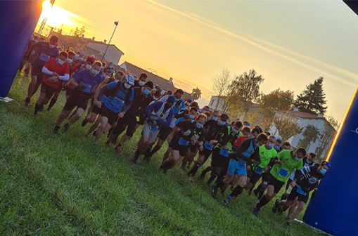 image des participants au départ du trail